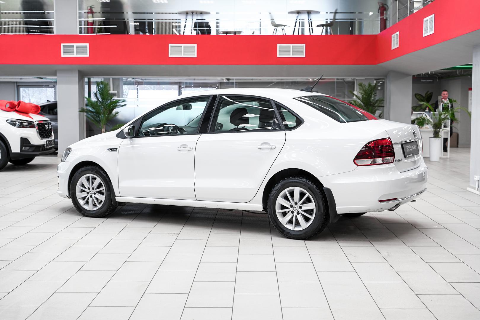 Volkswagen Polo 2018, белый, ДЦ Орехово