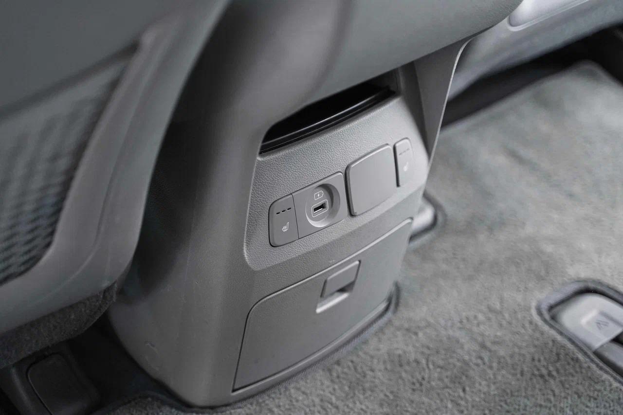 Kia Carnival 2019, черный, ДЦ Орехово