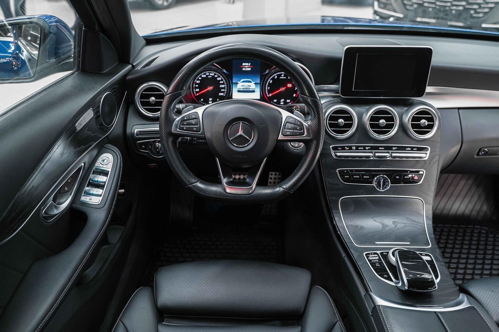Mercedes-Benz C-Класс 2017, синий, ДЦ Орехово
