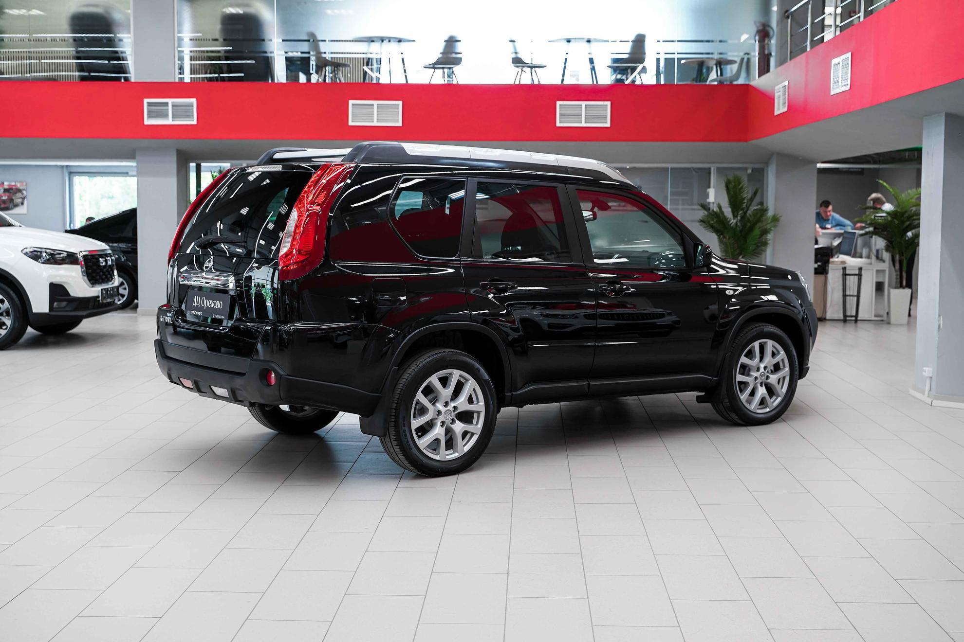 Nissan X-Trail 2011, черный, ДЦ Орехово