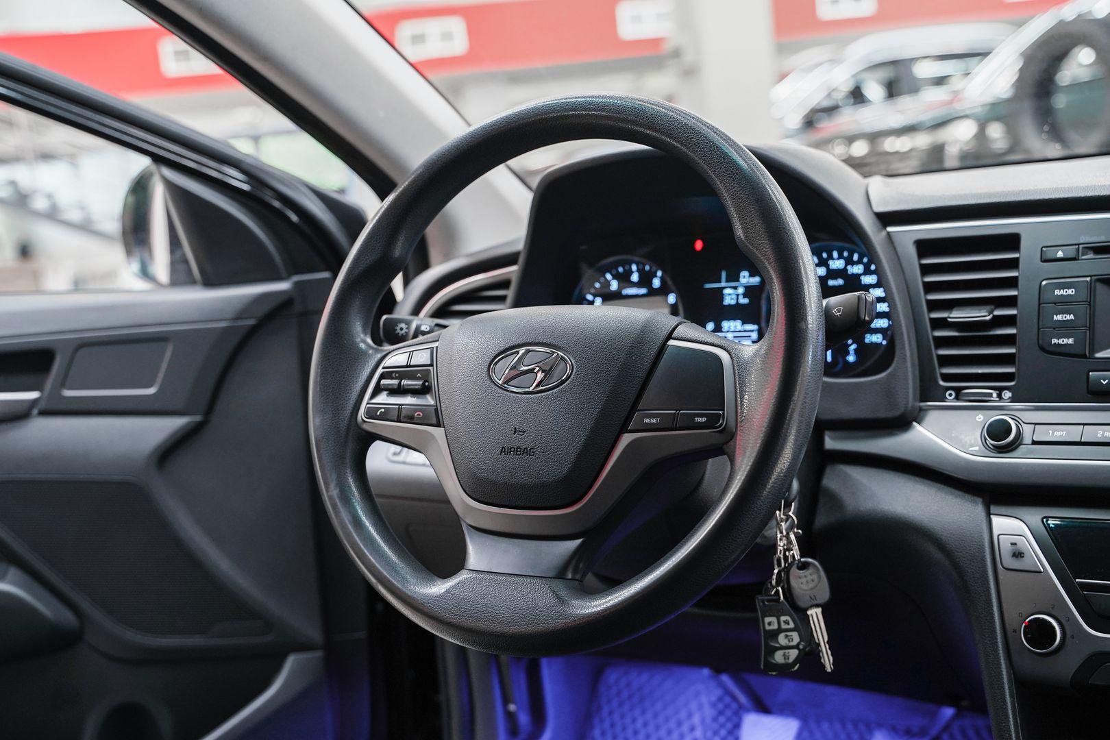 Hyundai Elantra 2017, черный, ДЦ Орехово