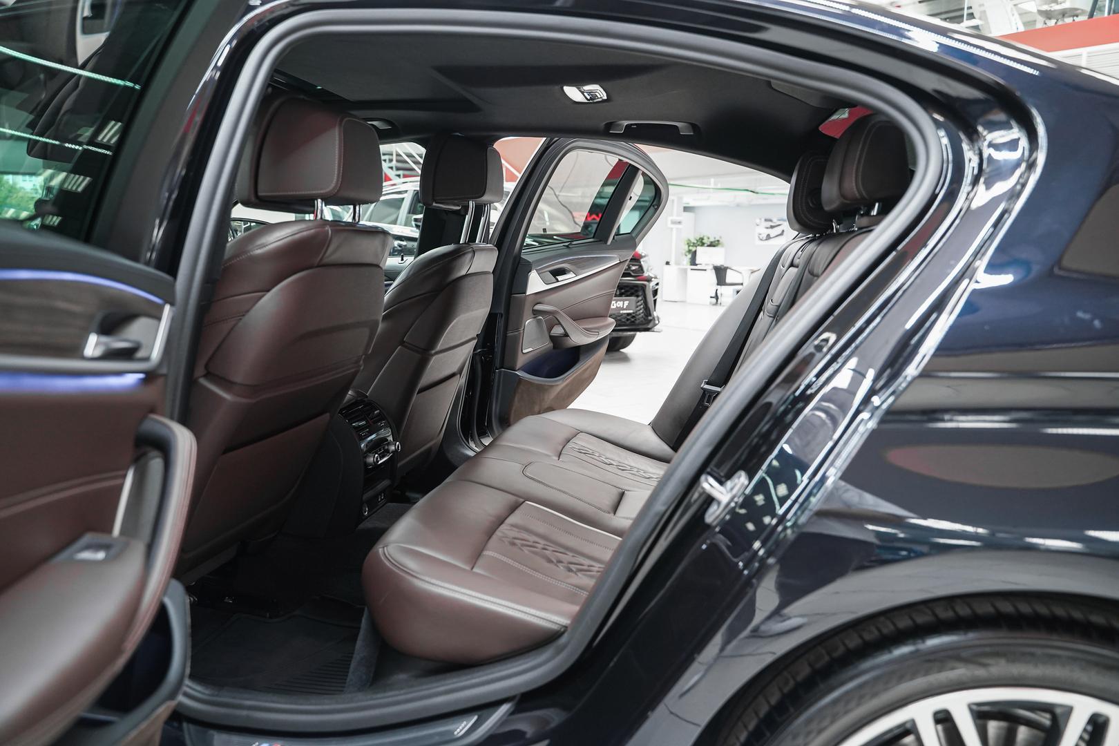 BMW 5 серии 2020, черный, ДЦ Орехово