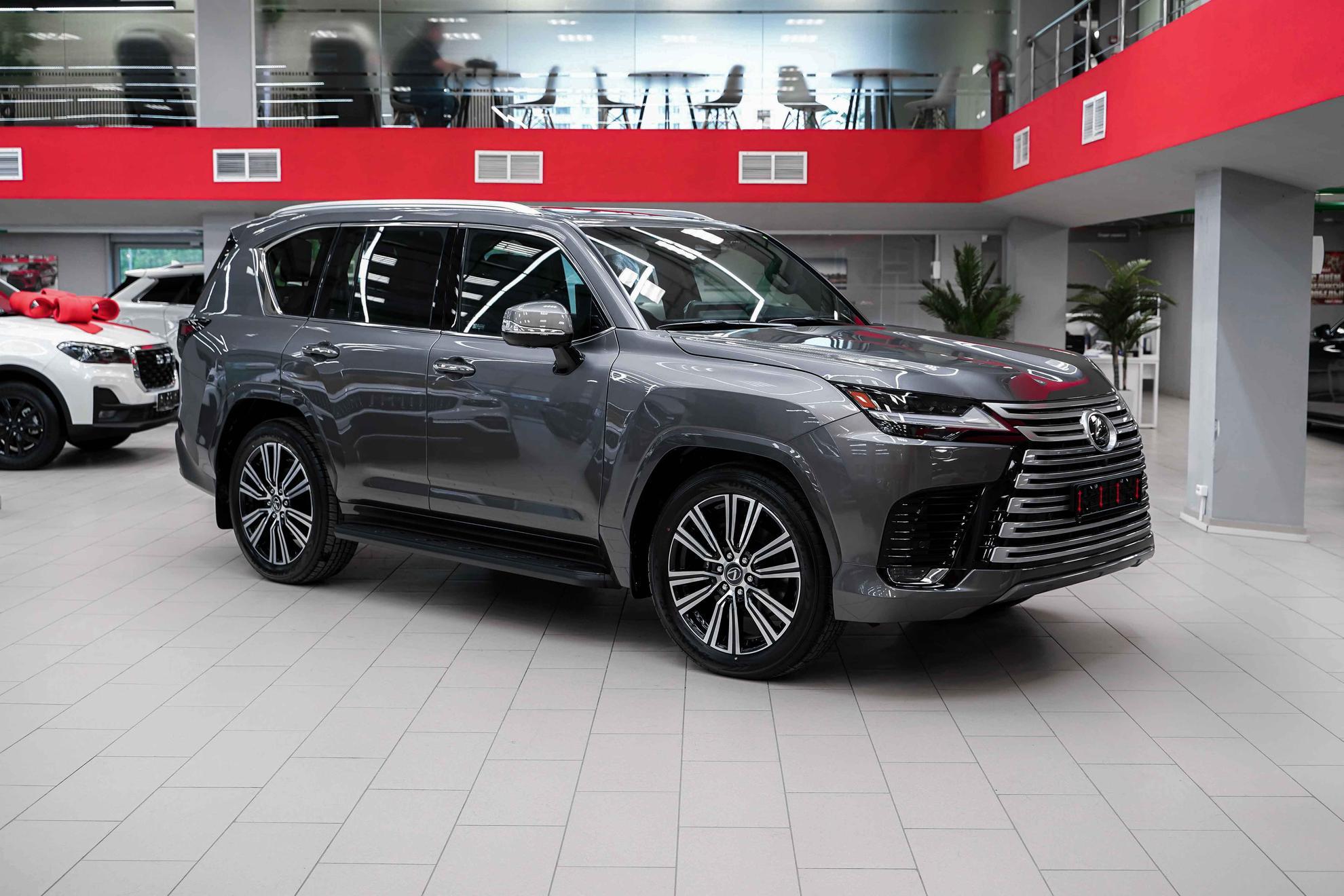Lexus LX 2026, серый, ДЦ Орехово