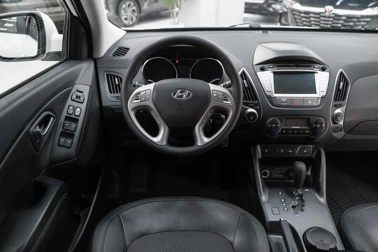Hyundai ix35 2014, белый, ДЦ Орехово