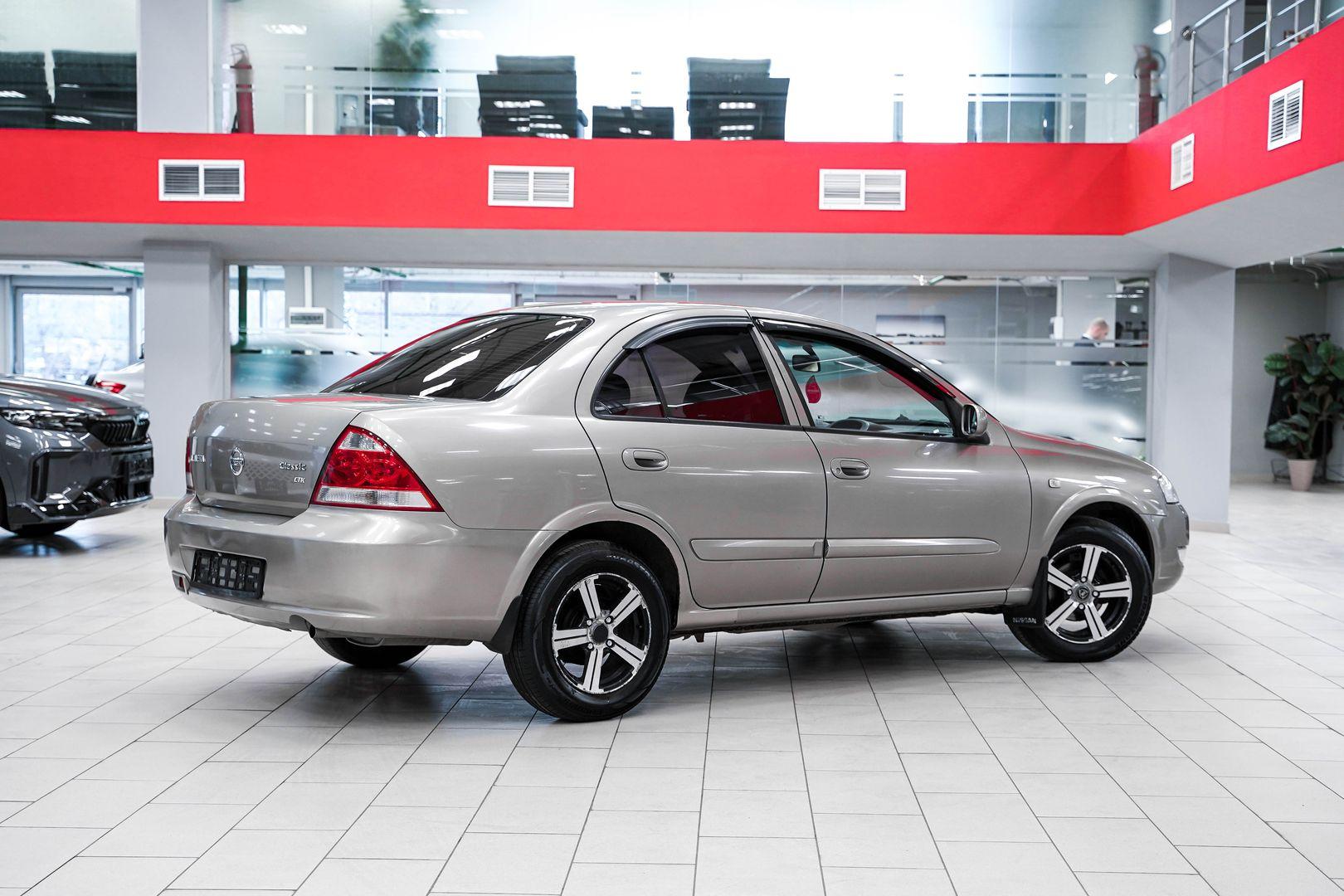 Nissan Almera Classic 2011, бежевый, ДЦ Орехово