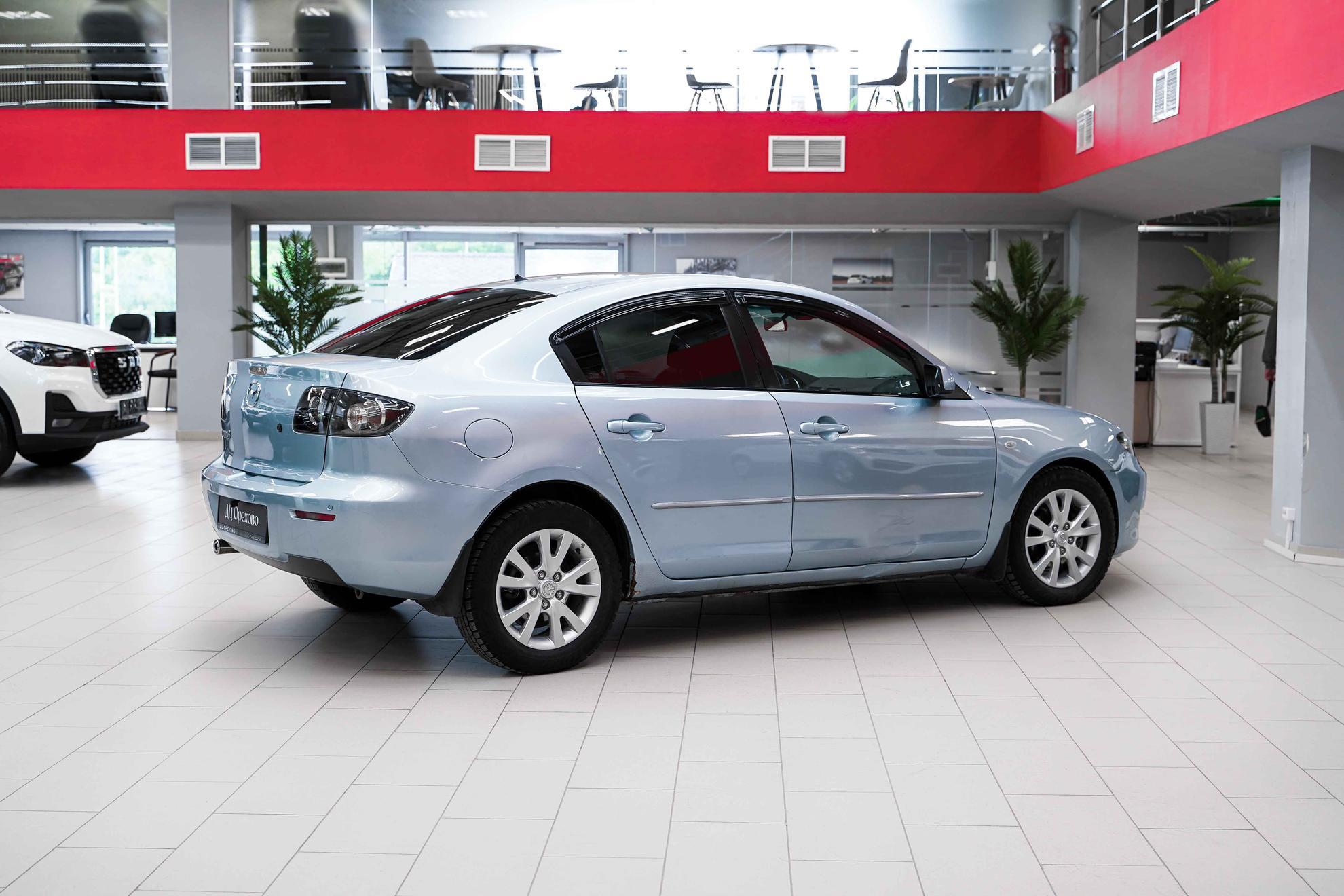 Mazda 3 2006, серебряный, ДЦ Орехово