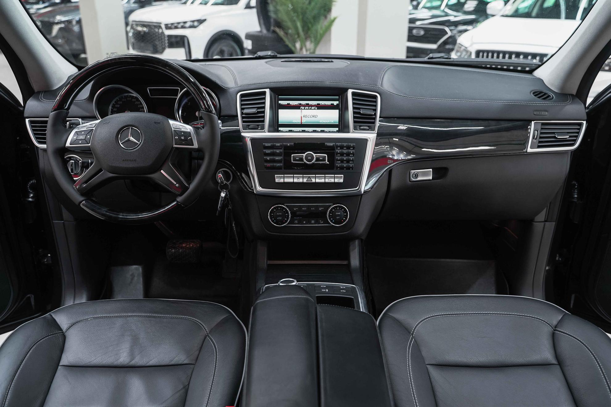 Mercedes-Benz GL-Класс 2013, черный, ДЦ Орехово