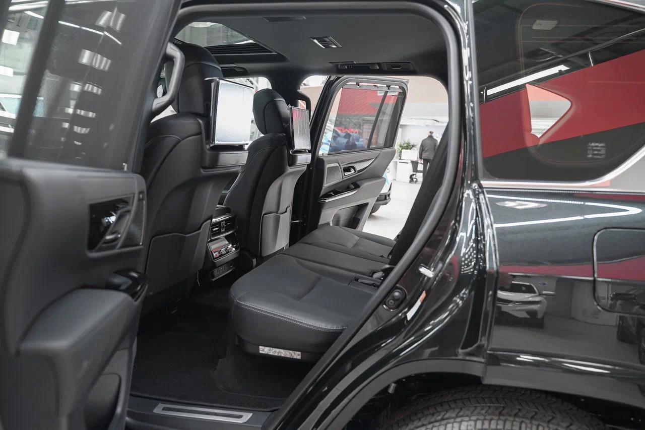 Lexus LX 2025, черный, ДЦ Орехово