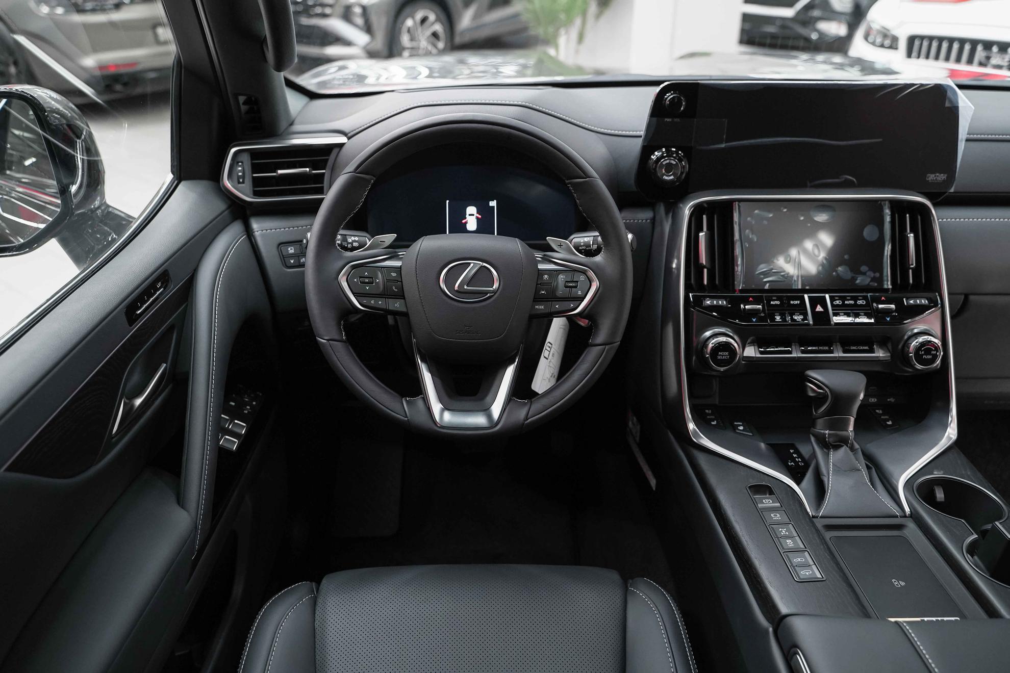 Lexus LX 2026, серый, ДЦ Орехово