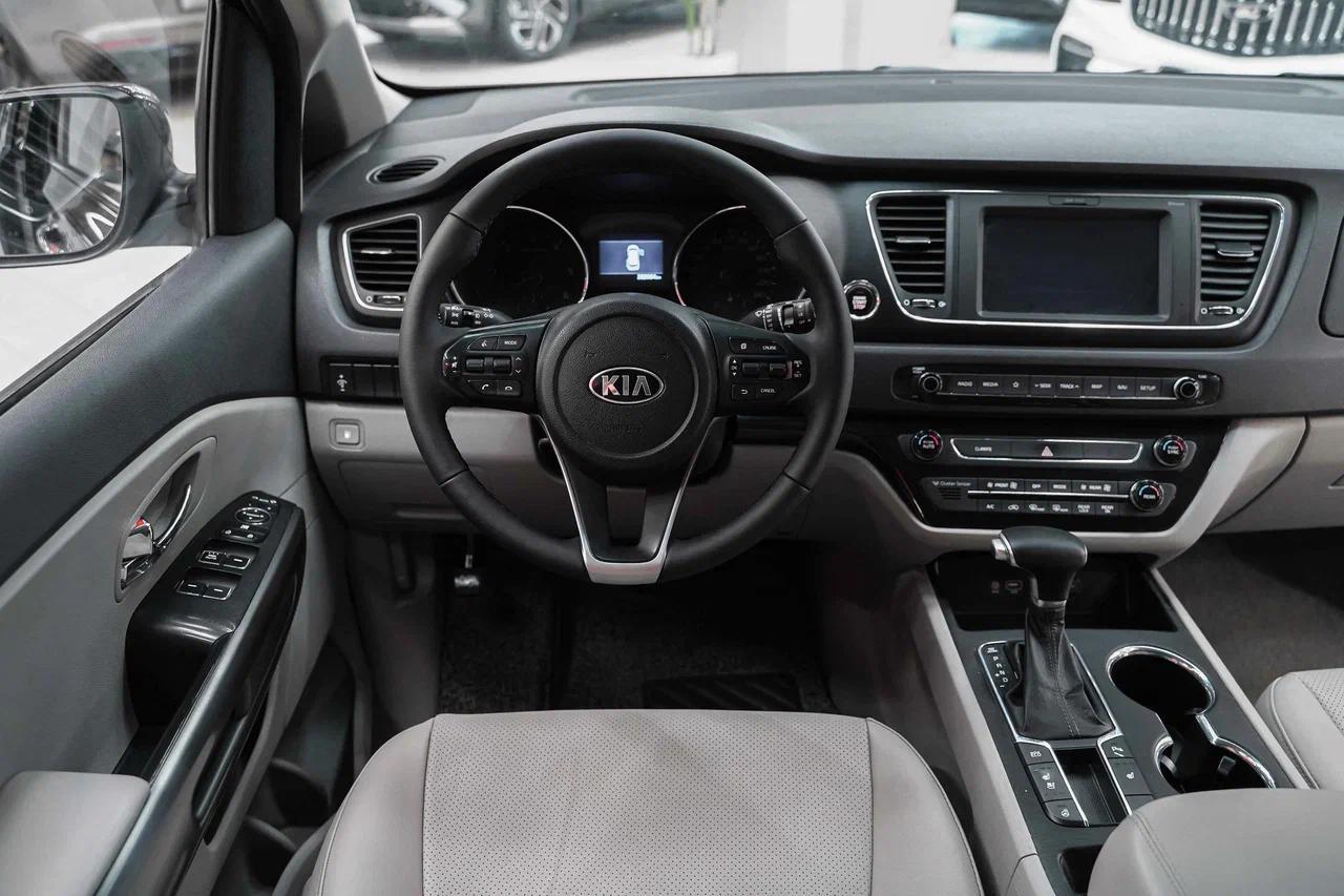 Kia Carnival 2019, черный, ДЦ Орехово