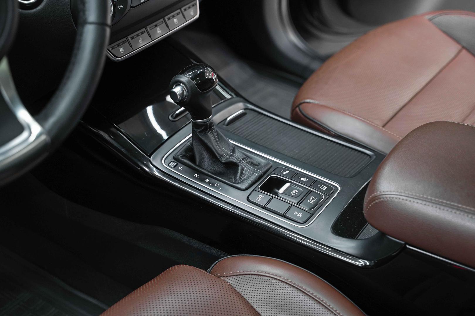 Kia Sorento 2016, серый, ДЦ Орехово