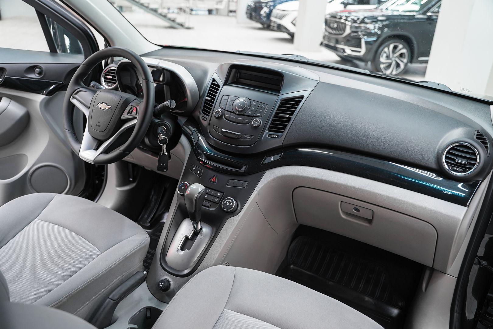 Chevrolet Orlando 2013, черный, ДЦ Орехово