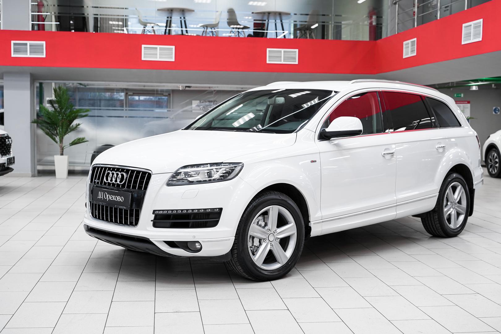 Audi Q7 2012, белый, ДЦ Орехово