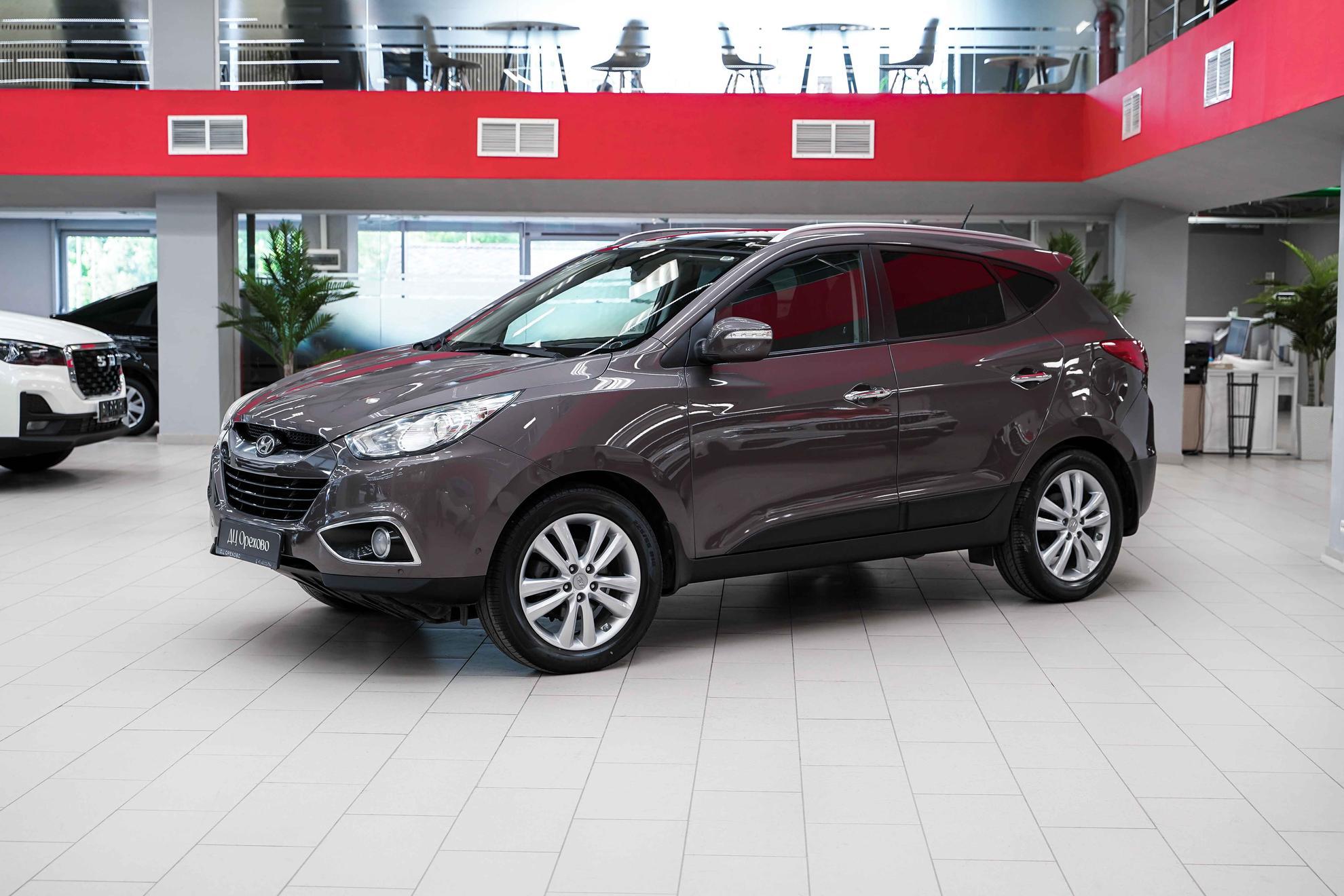 Hyundai ix35 2012, коричневый, ДЦ Орехово