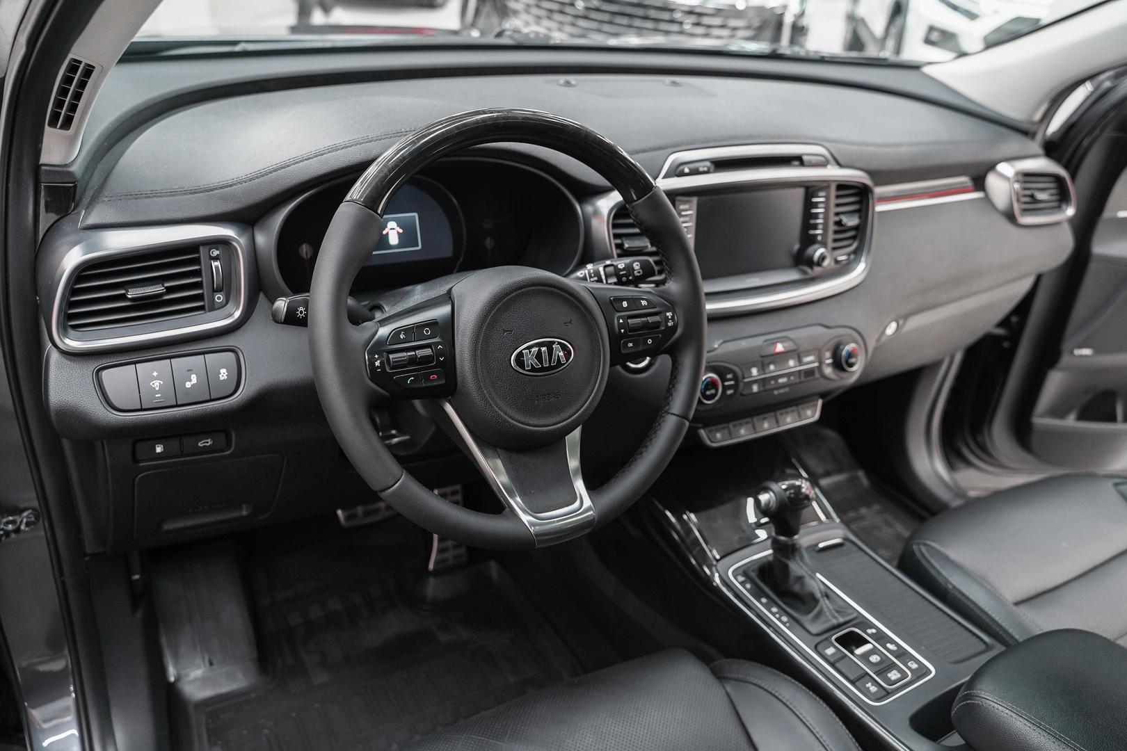 Kia Sorento 2017, серый, ДЦ Орехово