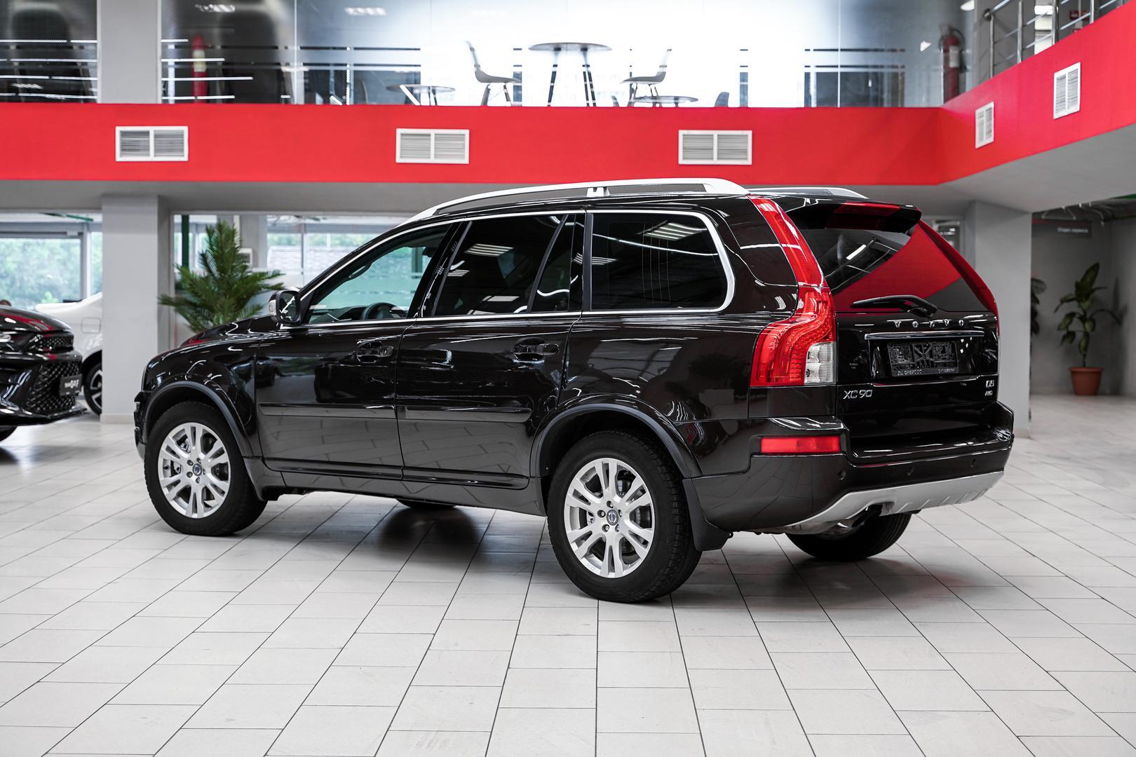 Volvo XC90 2013, черный, ДЦ Орехово