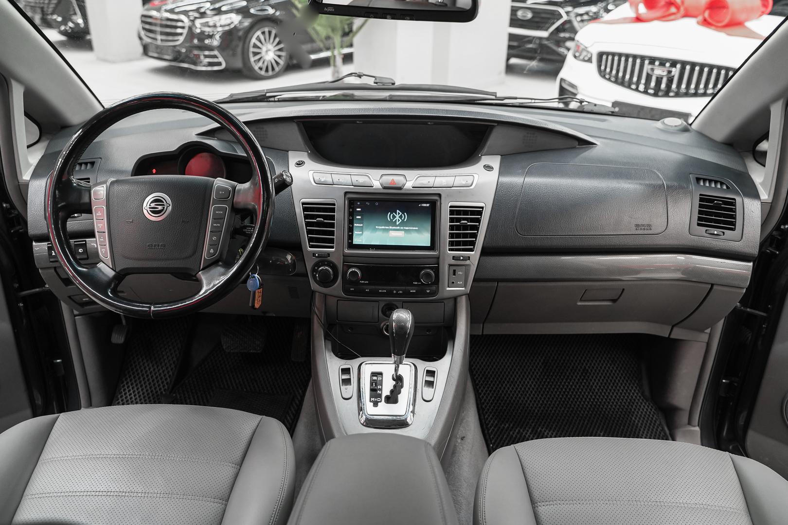 SsangYong Korando Turismo 2013, синий, ДЦ Орехово