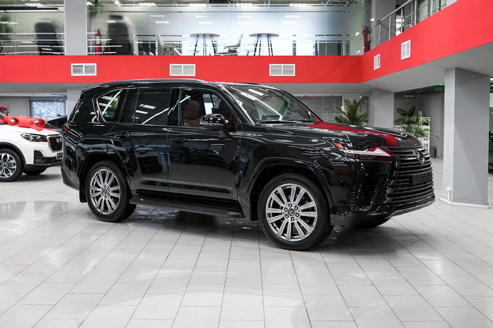 Lexus LX 2025, черный, ДЦ Орехово