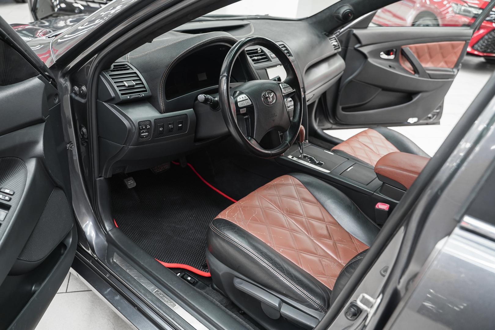 Toyota Camry 2008, серый, ДЦ Орехово