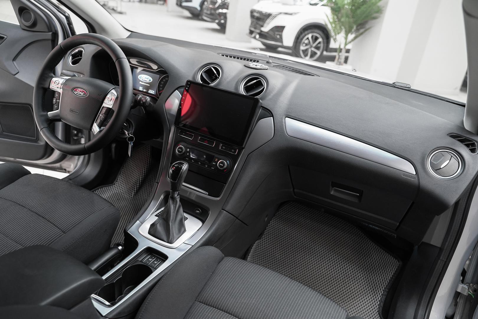 Ford Mondeo 2012, серый, ДЦ Орехово