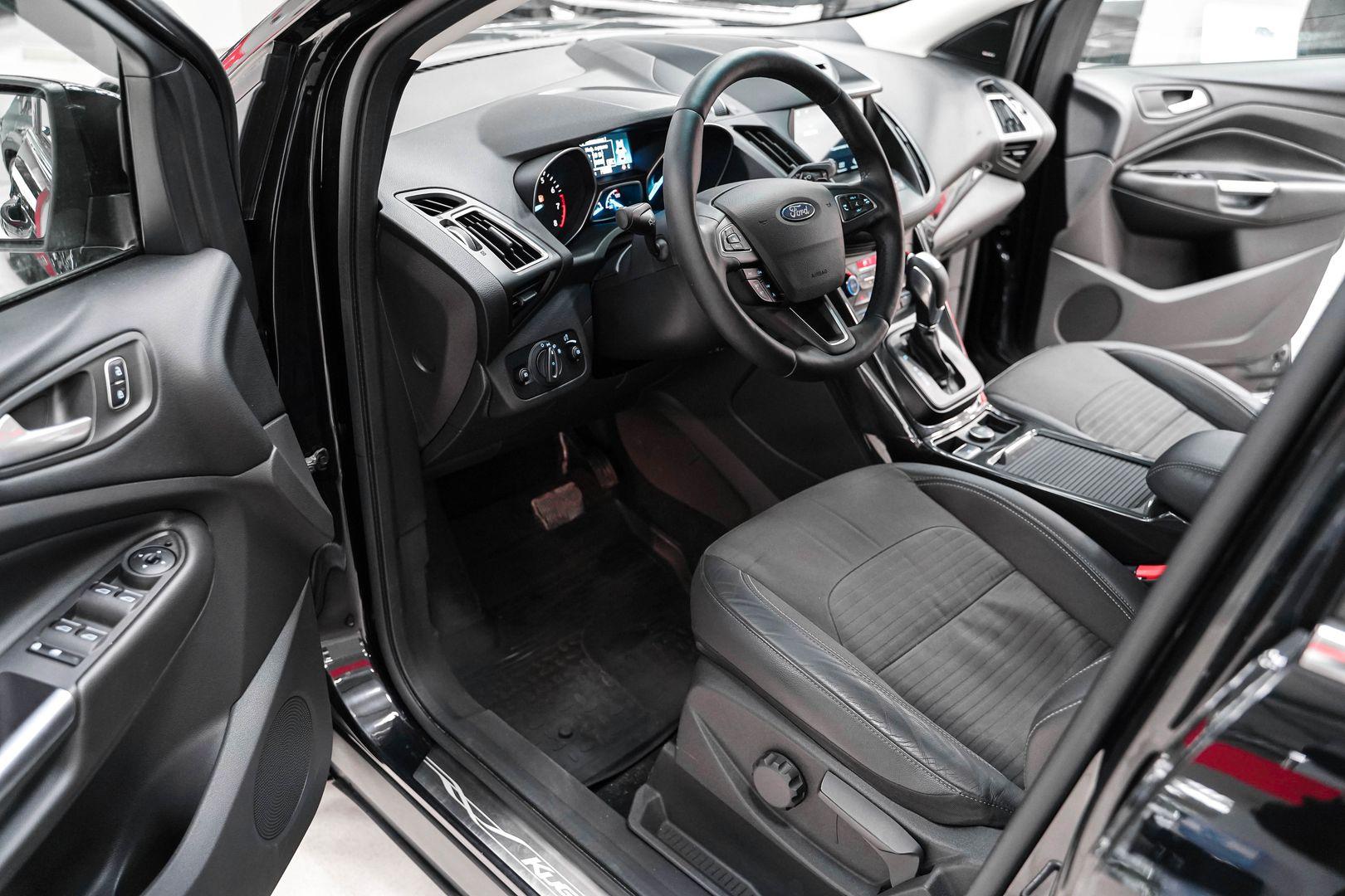 Ford Kuga 2018, черный, ДЦ Орехово