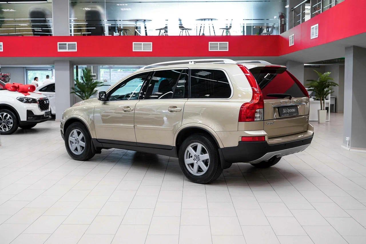 Volvo XC90 2009, золотой, ДЦ Орехово