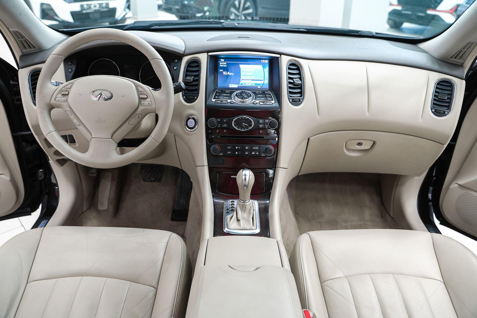 Infiniti QX50 2013, черный, ДЦ Орехово