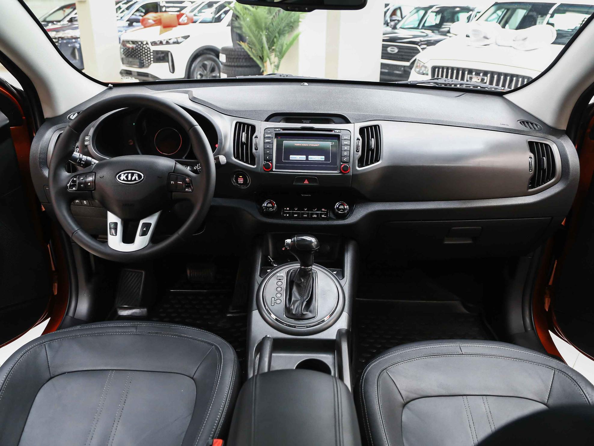 Kia Sportage 2012, оранжевый, ДЦ Орехово