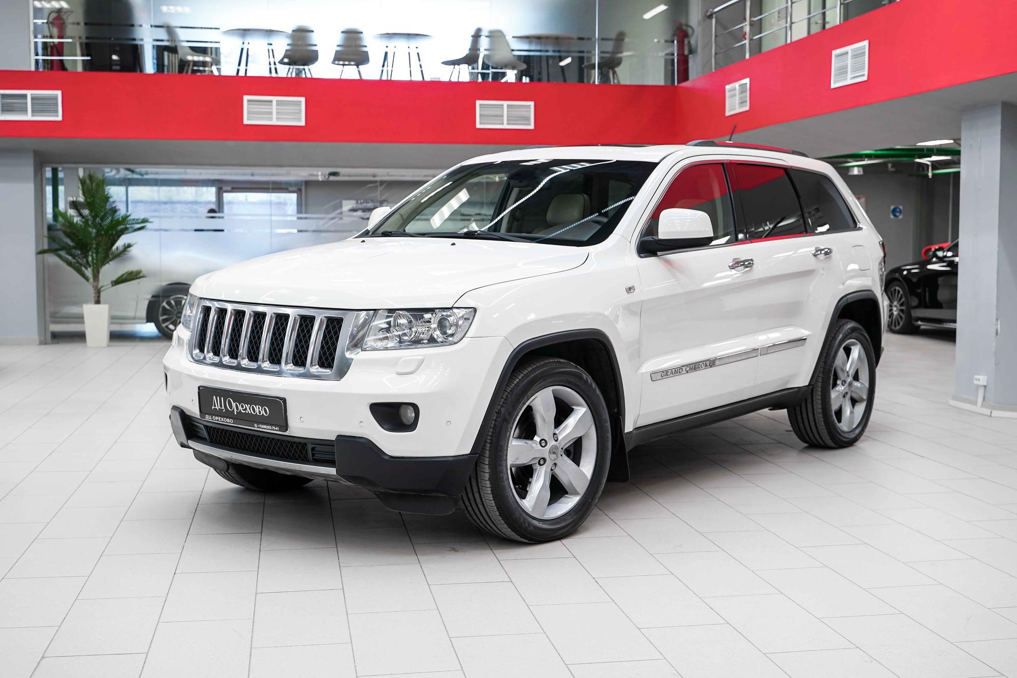 Jeep Grand Cherokee 2012, белый, ДЦ Орехово