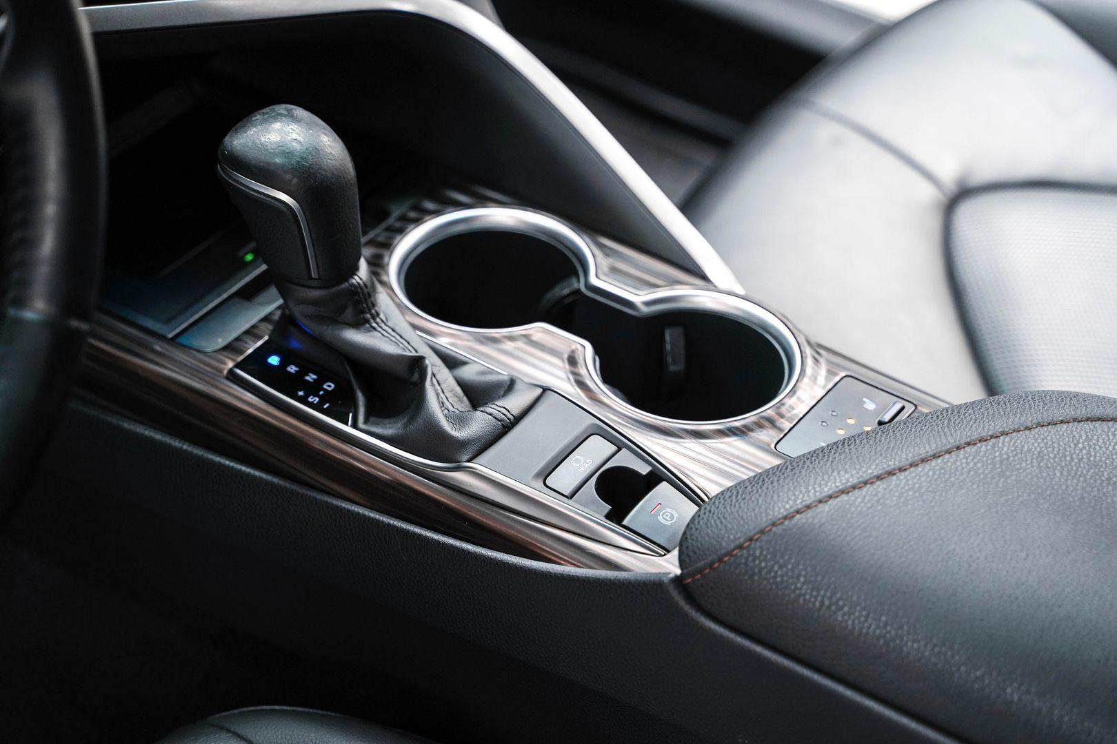 Toyota Camry 2019, черный, ДЦ Орехово
