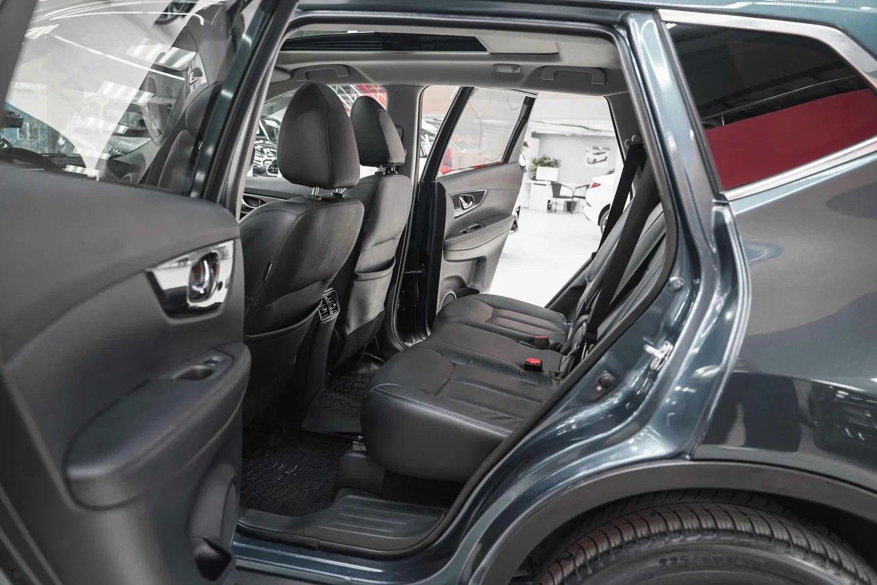 Nissan X-Trail 2015, синий, ДЦ Орехово