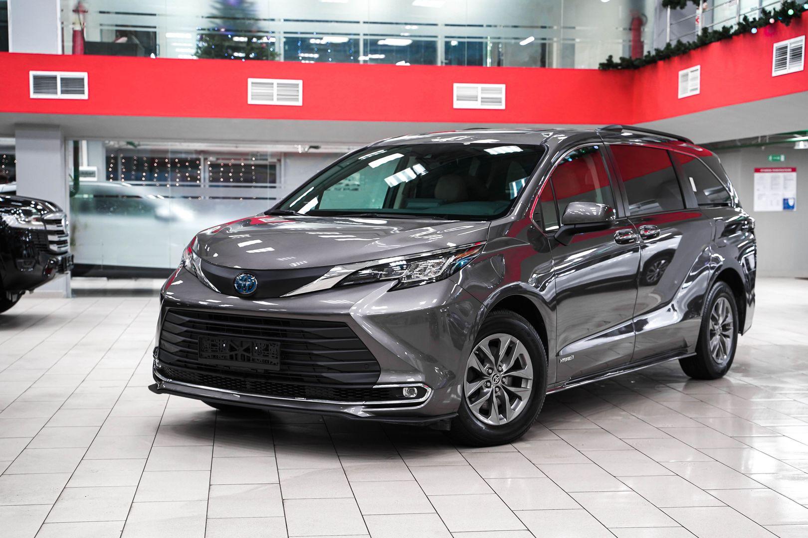 Toyota Sienna 2021, серый, ДЦ Орехово