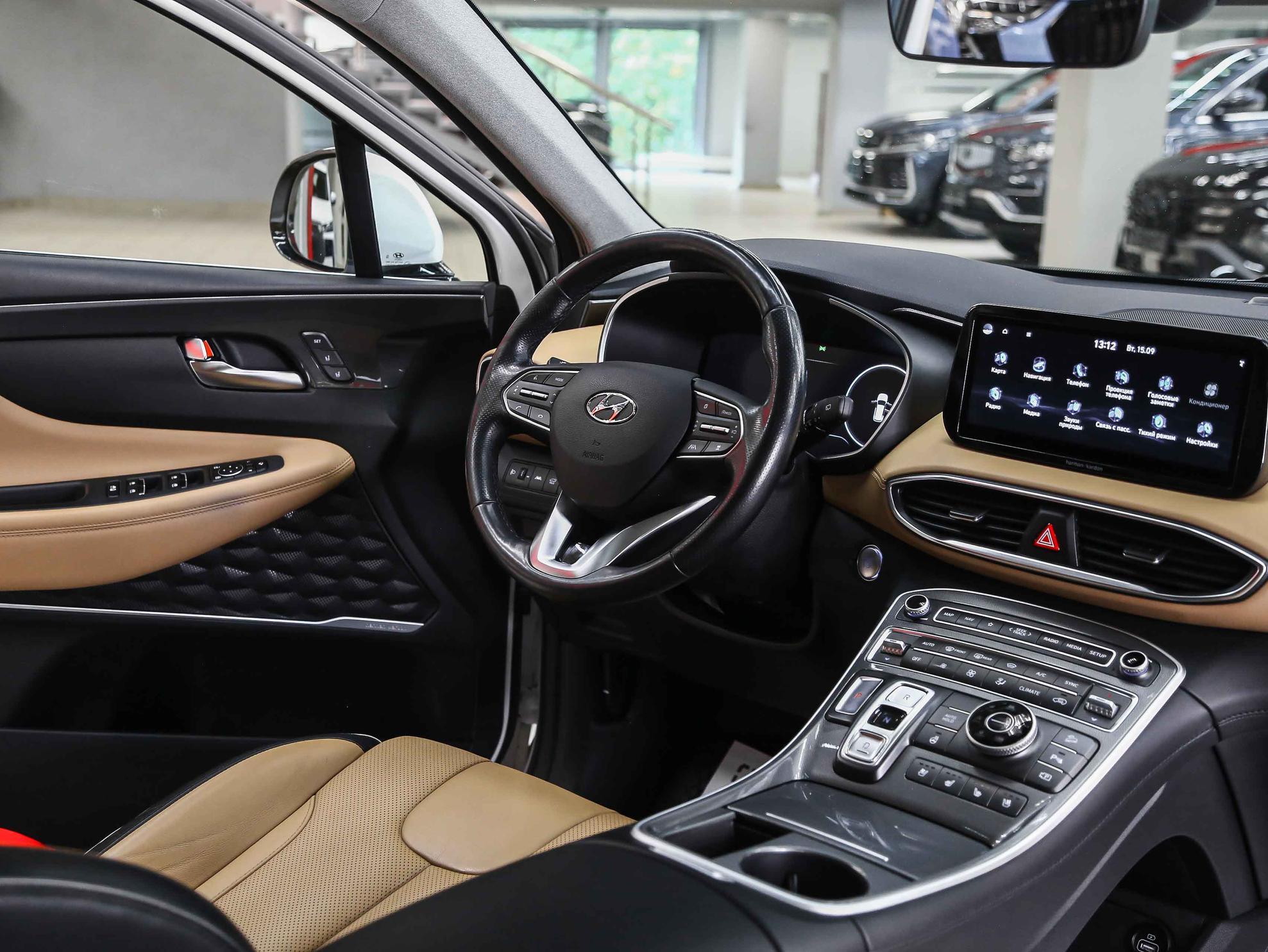 Hyundai Santa Fe 2021, белый, ДЦ Орехово