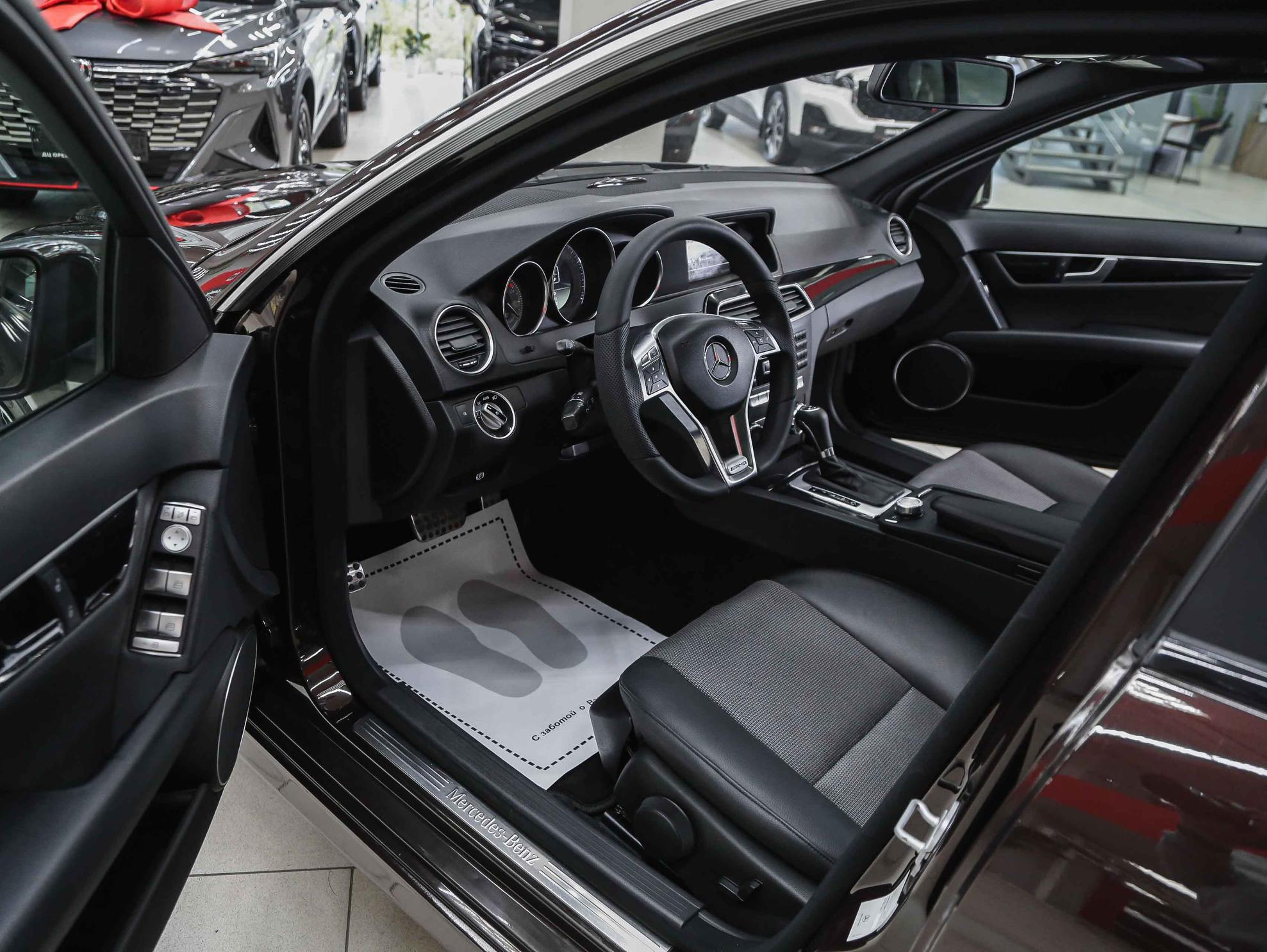 Mercedes-Benz C-Класс 2012, коричневый, ДЦ Орехово