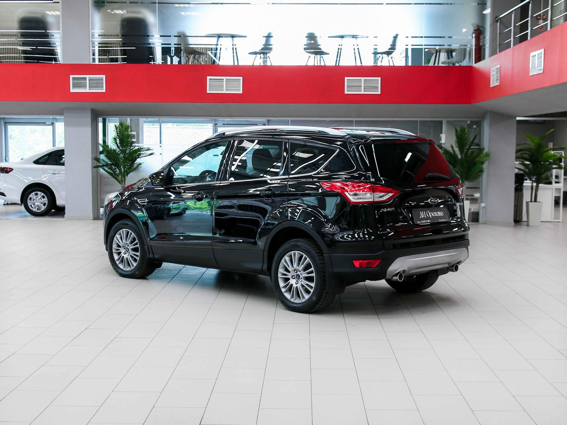 Ford Kuga 2014, черный, ДЦ Орехово