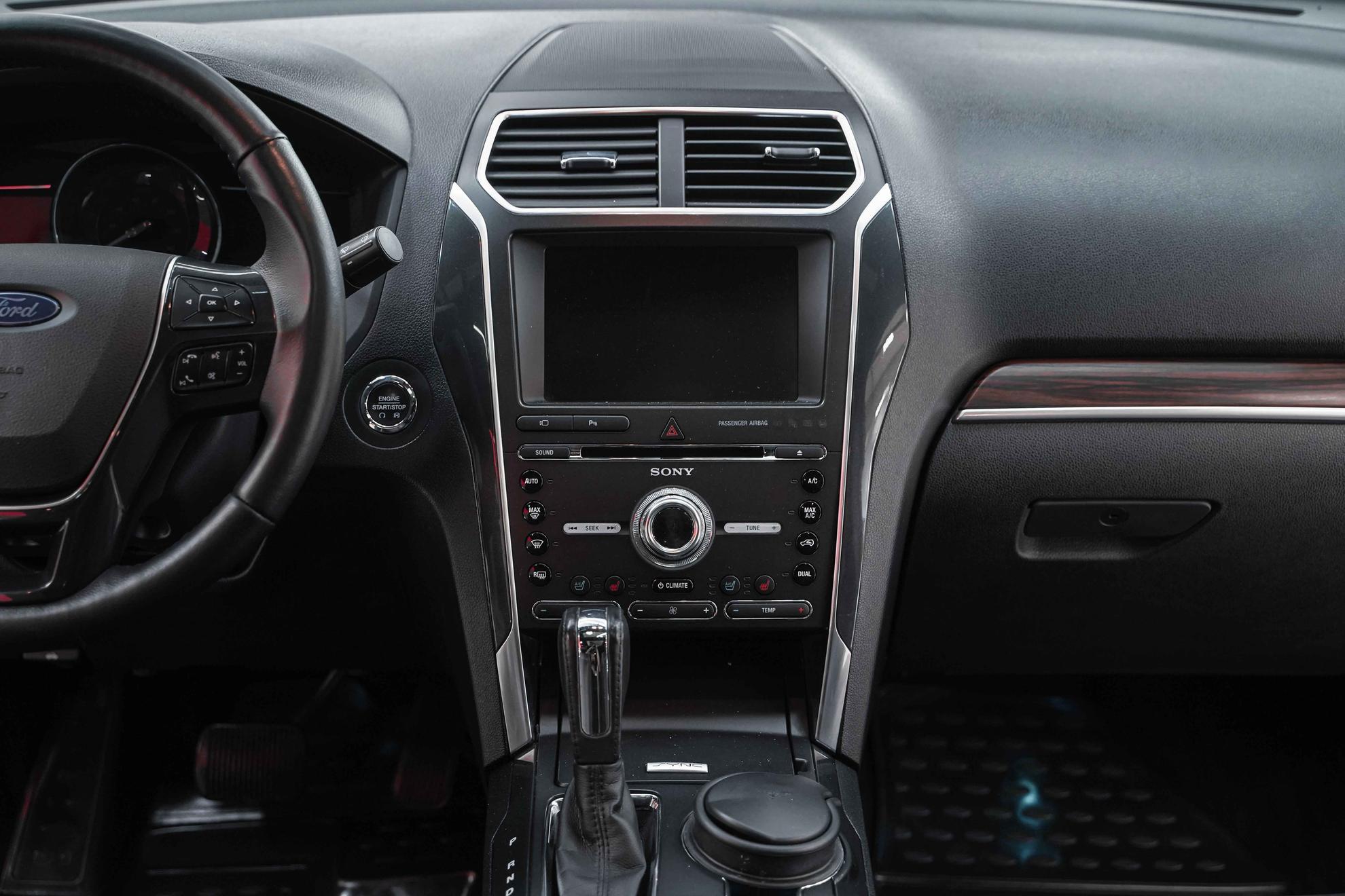 Ford Explorer 2016, черный, ДЦ Орехово