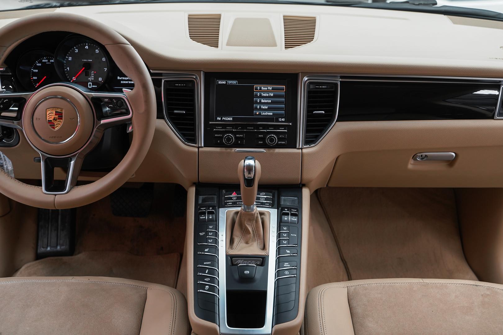 Porsche Macan 2014, черный, ДЦ Орехово