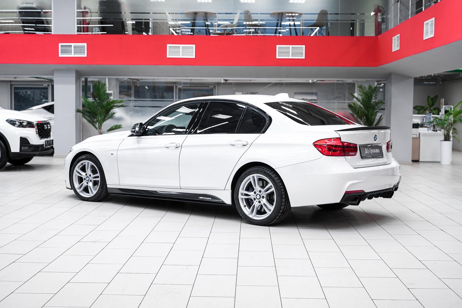 BMW 3 серии 2016, белый, ДЦ Орехово