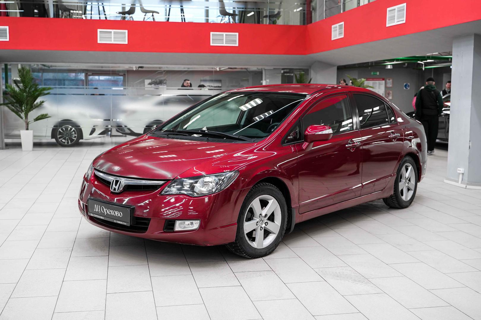 Honda Civic 2007, красный, ДЦ Орехово
