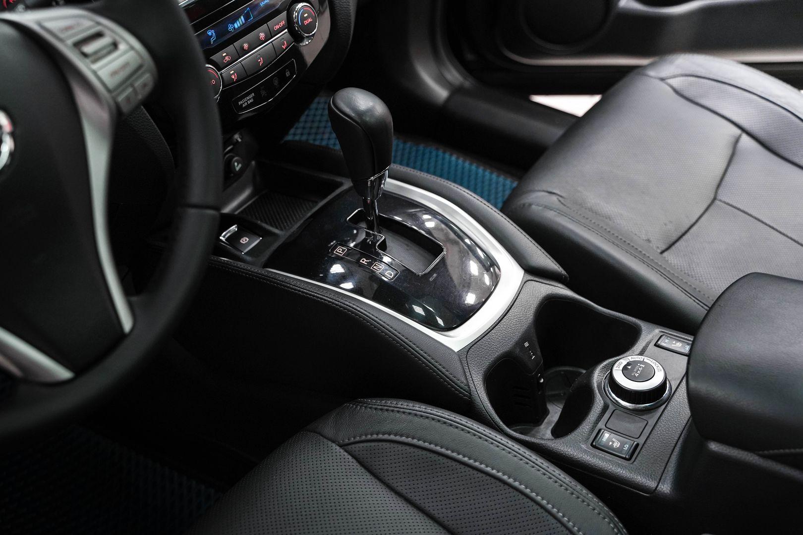 Nissan Qashqai 2014, черный, ДЦ Орехово