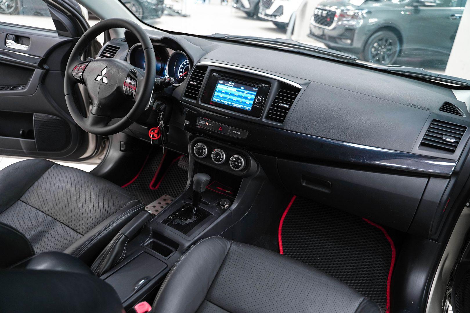 Mitsubishi Lancer 2008, бежевый, ДЦ Орехово