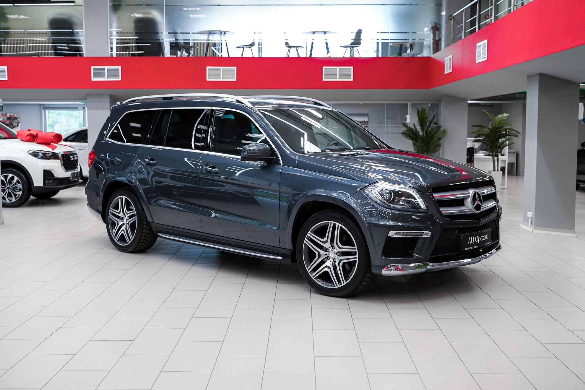 Mercedes-Benz GL-Класс 2015, серый, ДЦ Орехово