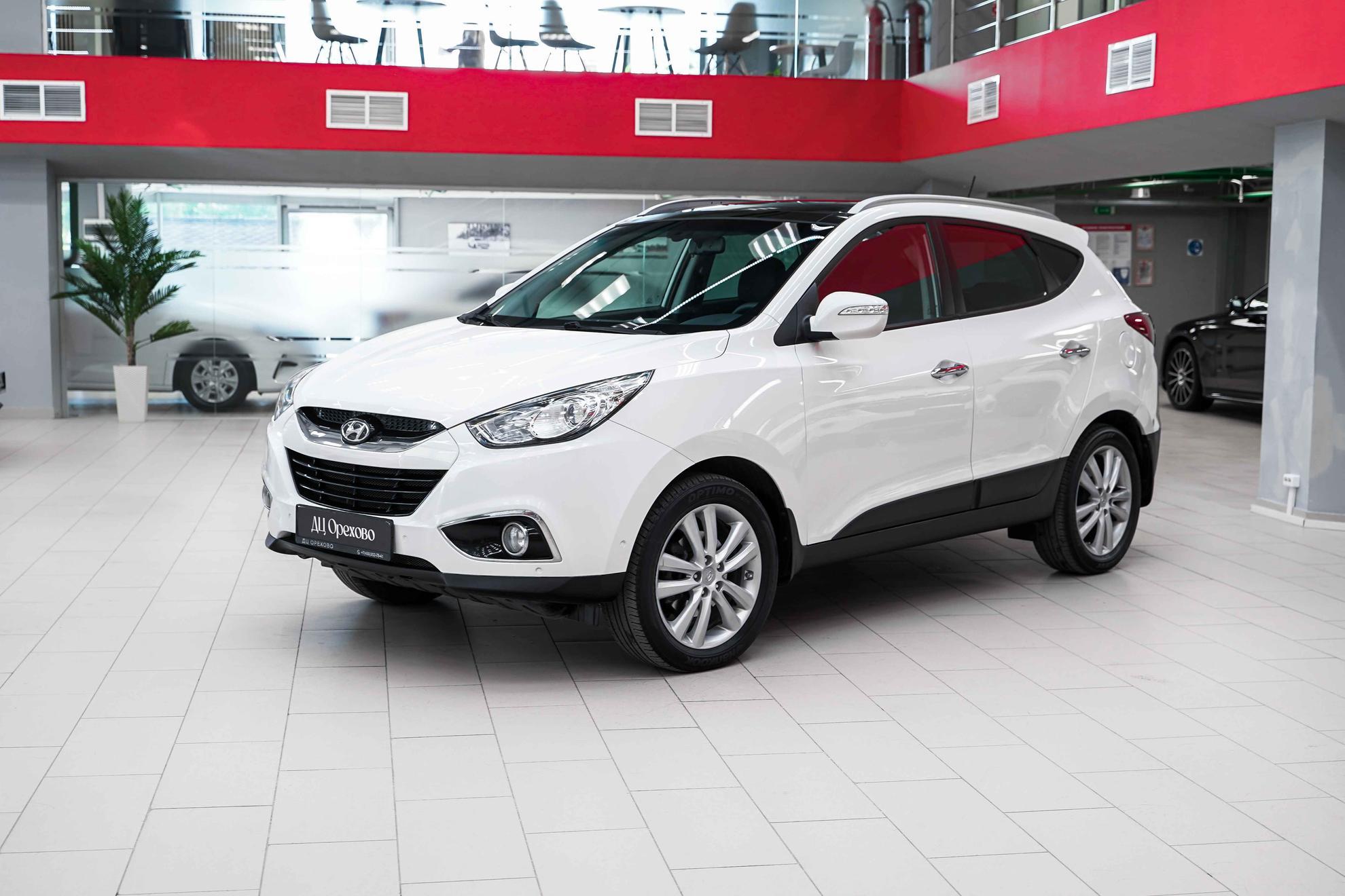 Hyundai ix35 2012, белый, ДЦ Орехово