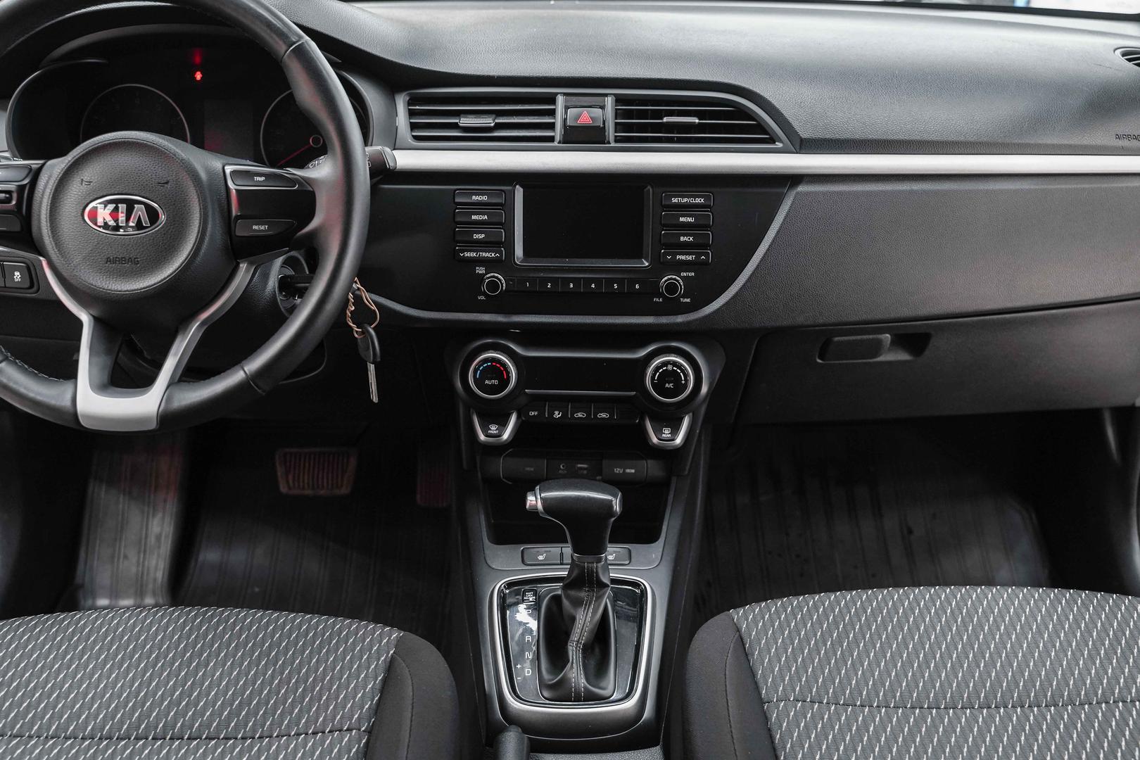 Kia Rio X-Line 2018, коричневый, ДЦ Орехово