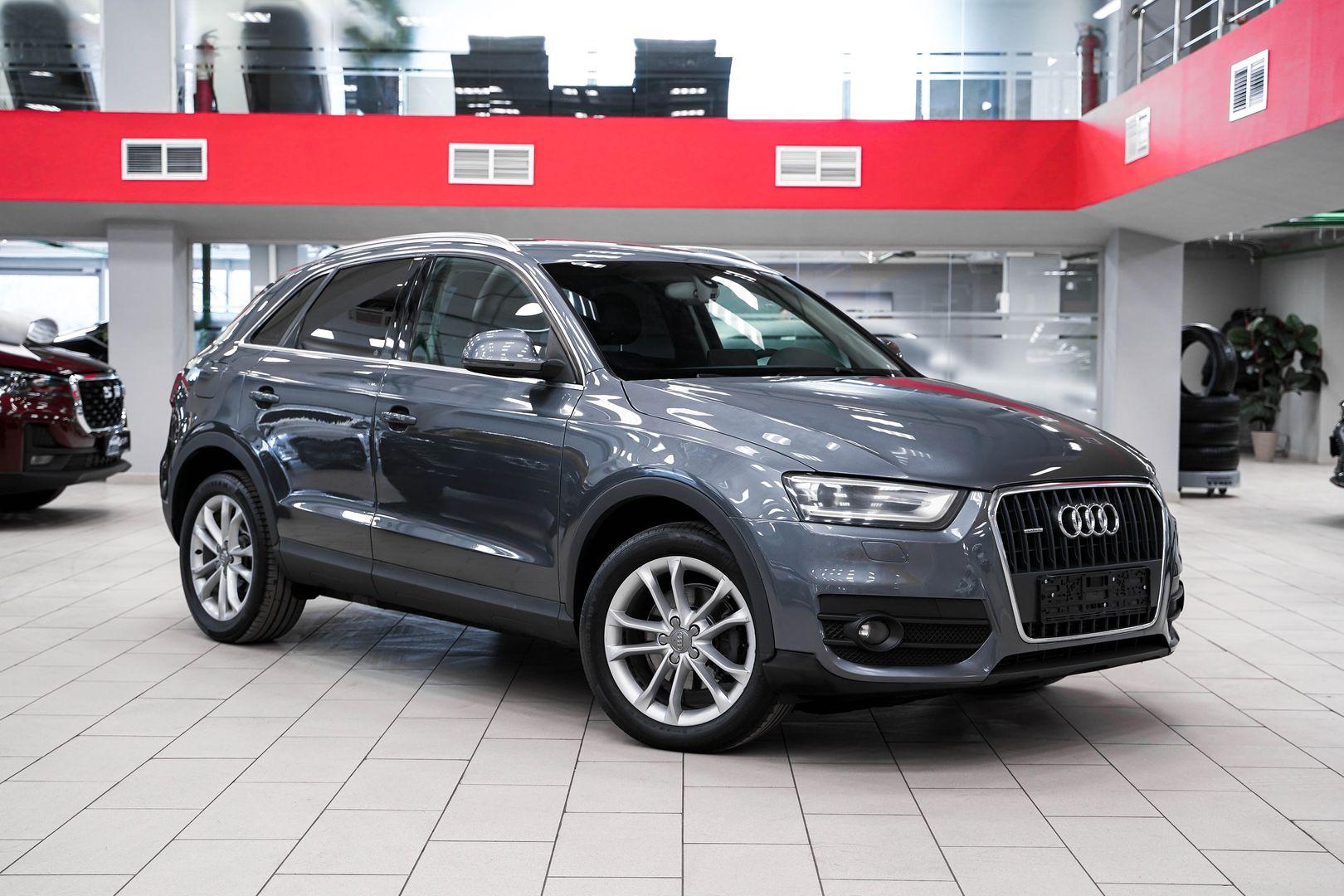 Audi Q3 2011, серый, ДЦ Орехово
