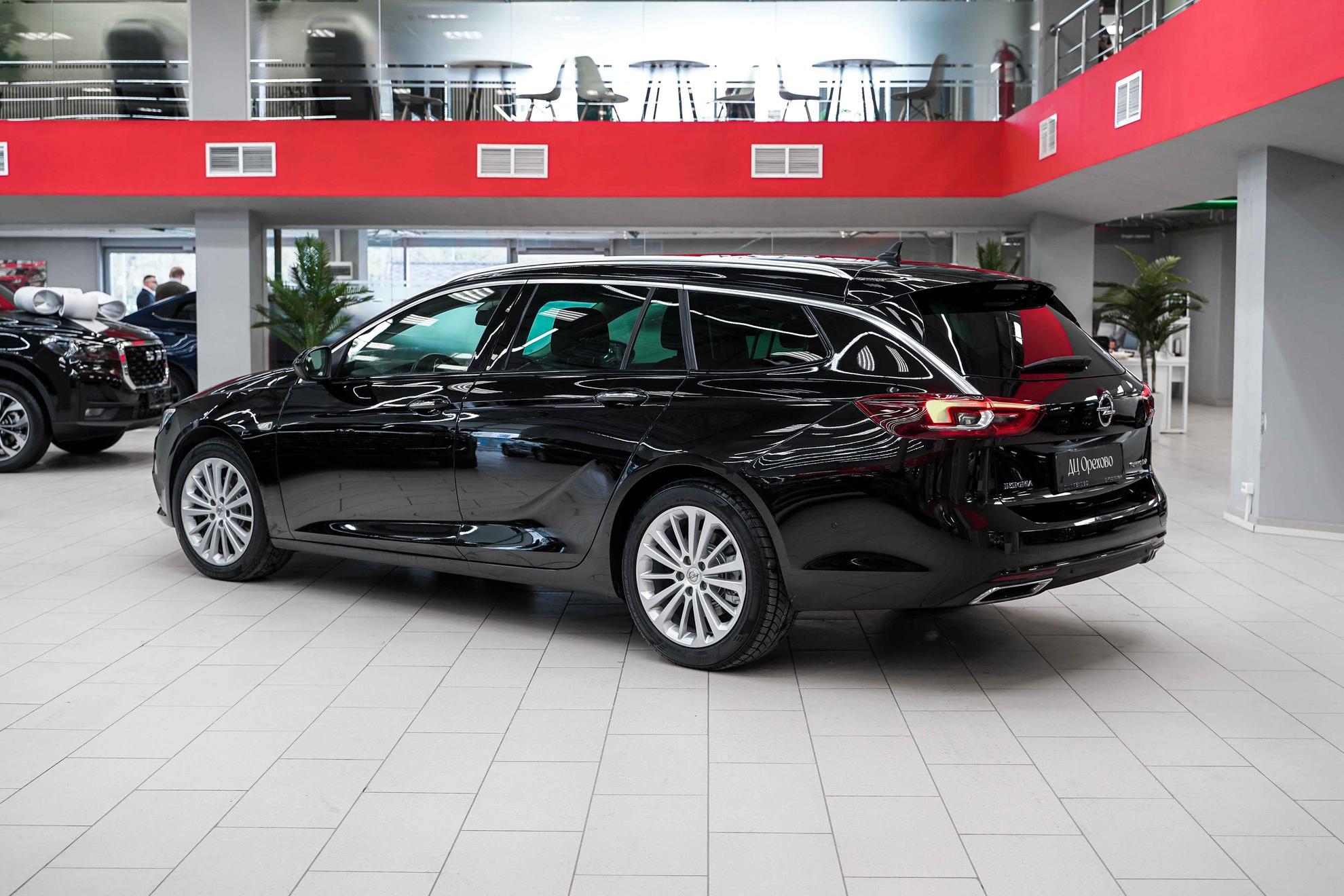 Opel Insignia 2018, черный, ДЦ Орехово