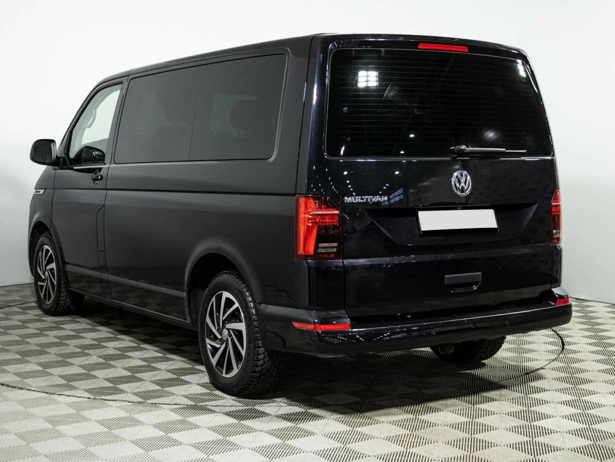 Volkswagen Multivan 2021, черный, ДЦ Орехово