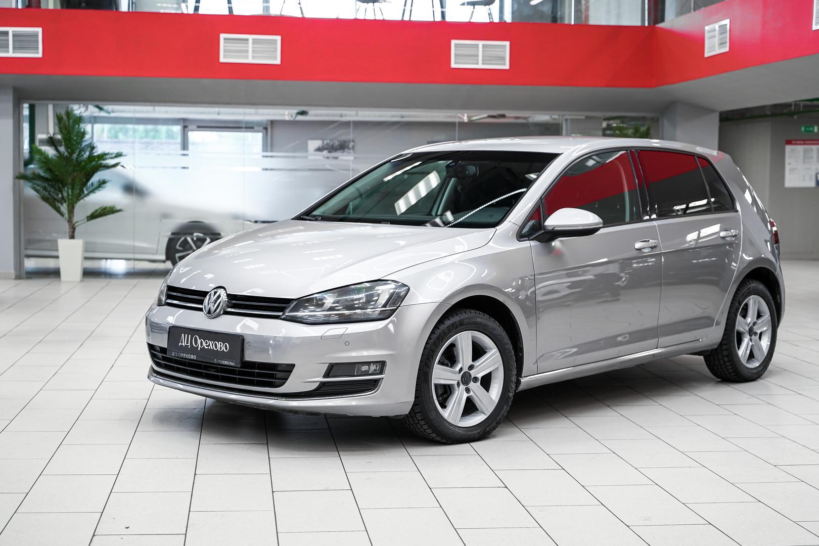 Volkswagen Golf 2014, серый, ДЦ Орехово