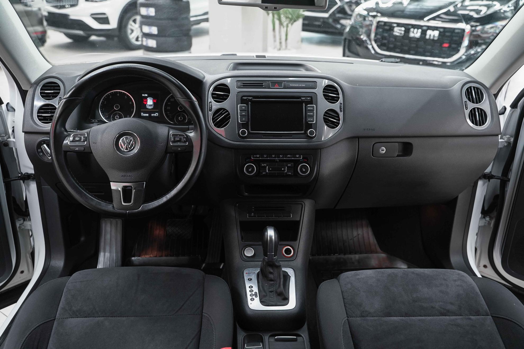 Volkswagen Tiguan 2015, белый, ДЦ Орехово