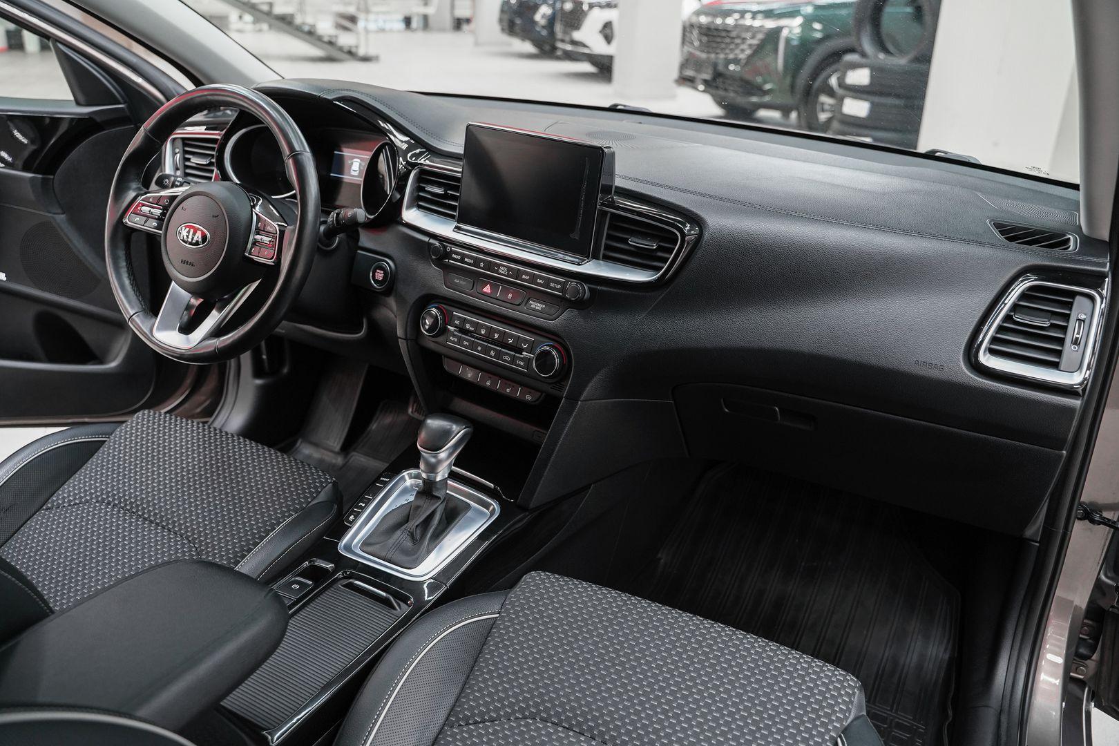 Kia Ceed 2018, коричневый, ДЦ Орехово